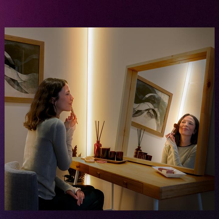Productafbeelding Philips Hue OmniGlow Gradient Lightstrip (Veelkleurig, 1000 cm, Interieur)