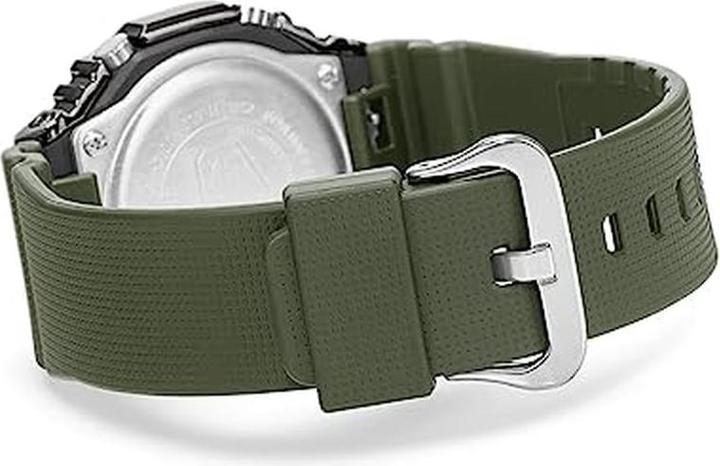 Actual product image G-Shock GM-2100B-3AER (Digital watch, Analogue wristwatch, 44.40 mm)