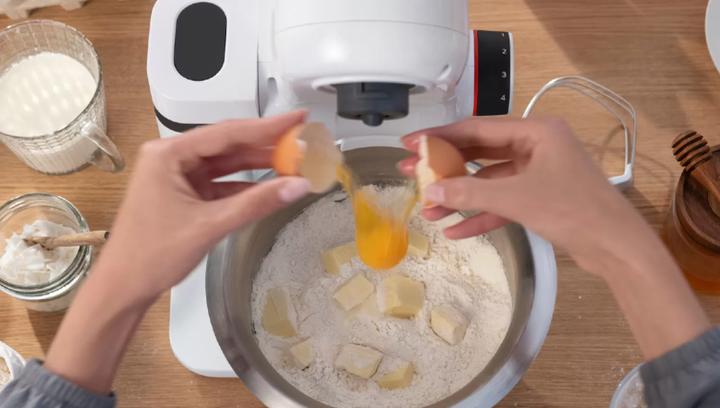 Actual product image Bosch Hausgeräte Series 2 MUMS2EW11 Food Processor (700 W)