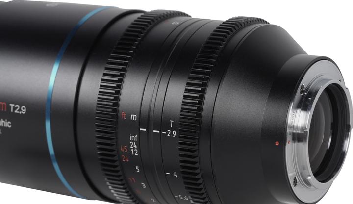 Actual product image Sirui Venus 100mm T2.9 1.6x anamorphic full frame lens(L mount) (L-Mount, full size)