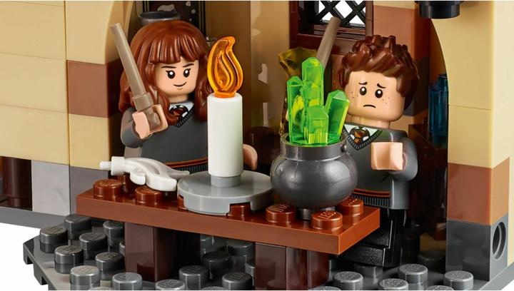 Actual product image LEGO The Whipping Willow of Hogwarts (75953, LEGO Harry Potter)