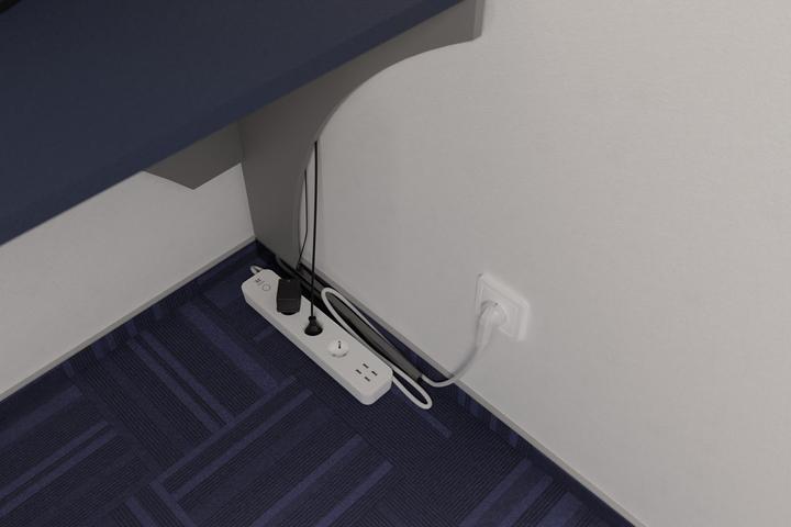 Actual product image Tesla Smart Power Strip 3 + 4 USB (3 x, CEE 7/5)
