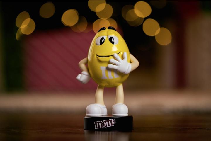 Actual product image Jada M&Ms Yellow Figure 4"