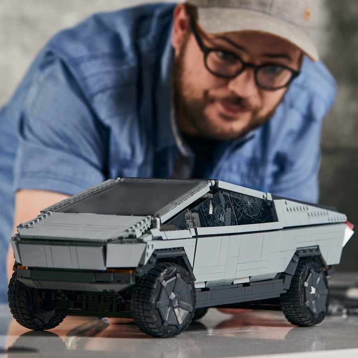 Produktbild Mega Construx Tesla Cybertruck