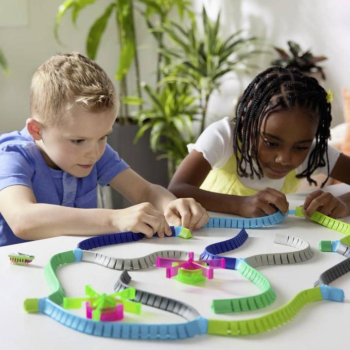 Actual product image Hexbots NanoLand playset.500927
