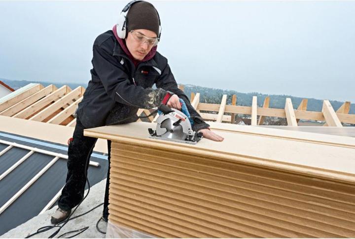 Actual product image Bosch Professional Hand-held circular saw GKS 55+ GCE, in box