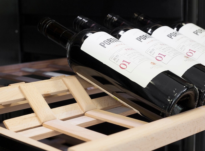 Produktbild Caso WineComfort 1260 Smart Weinkühler mit Kompressor Freistehend, 126 Flasche(n)