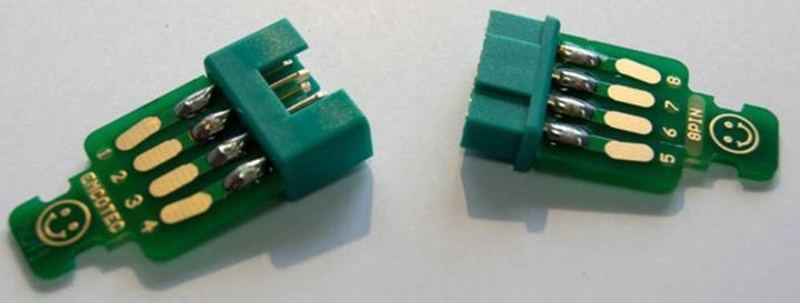Actual product image Hacker Servo connector 8pole 2s
