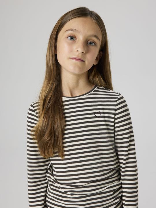 Actual product image Name it Slim Fit T-Shirt (116)