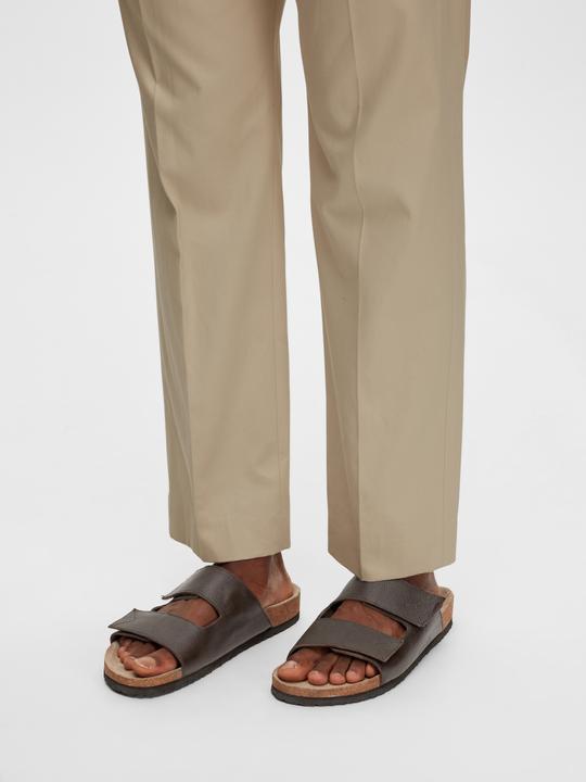 Actual product image Selected Bastian (44)