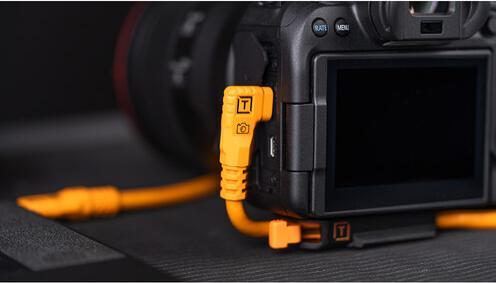 Actual product image Tether Tools LeverLock&Cable Kit Optima 10G rechts orange 9,2m