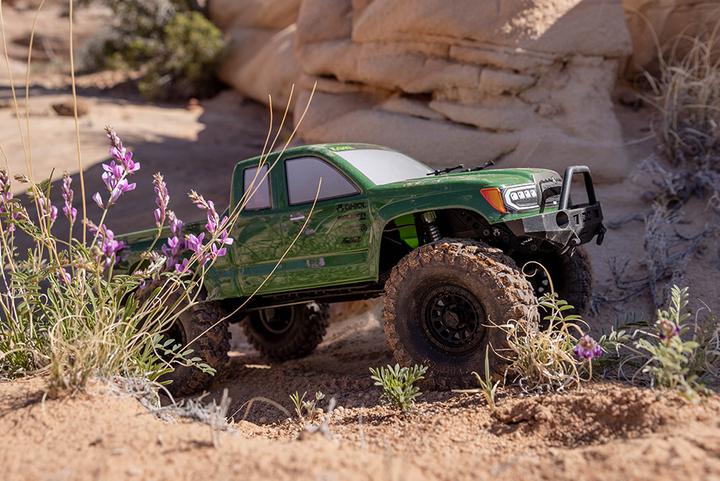 Image du produit Axial Scale Crawler SCX10 III Base Camp Vert 1:10, ARTR (Presque prêt à être conduite)