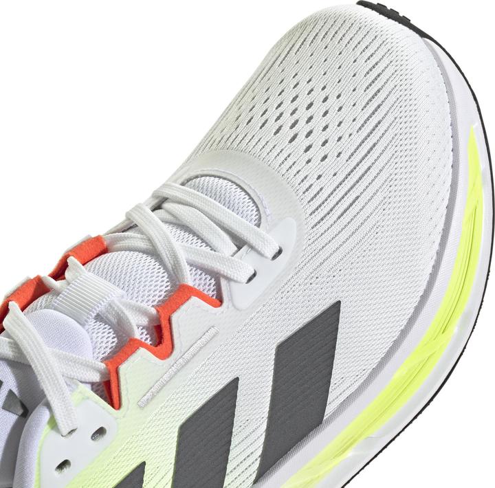 Produktbild Adidas Questar 3 (40)