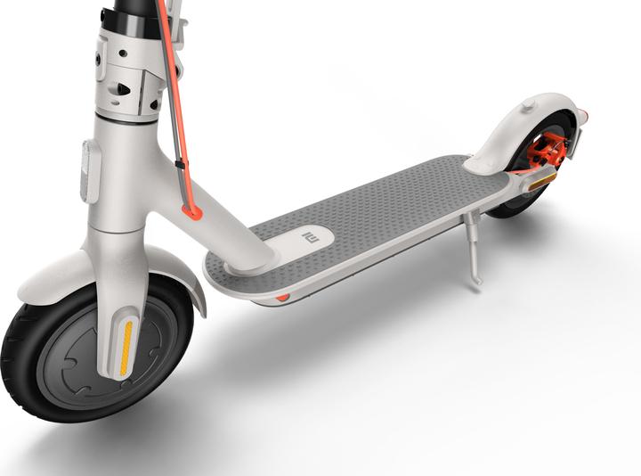 Actual product image Xiaomi 3 (EU-Modell) (25 km/h, 30 km, 300 W)