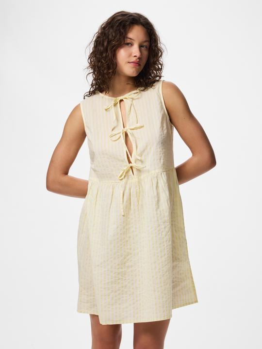 Image du produit Pieces PCJOLLY GEBUNDENES Midikleid (S)