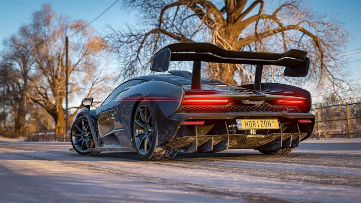 Immagine prodotto Microsoft Forza Orizzonte 4 (Xbox One X, Xbox Series X, Multilingue)
