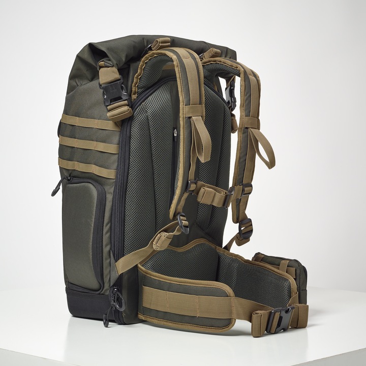 Actual product image Solognac CAMERA 900 (Camera shoulder bag, 35 l)