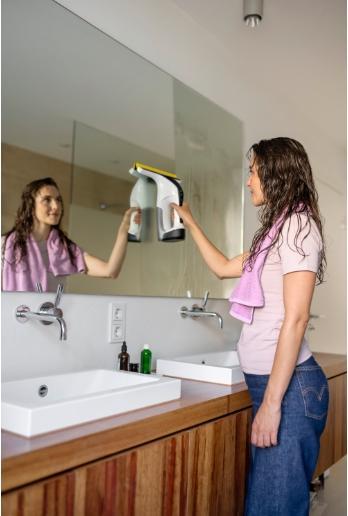 Actual product image Kärcher Cordless Window Vacuum WV 8 Signature Line