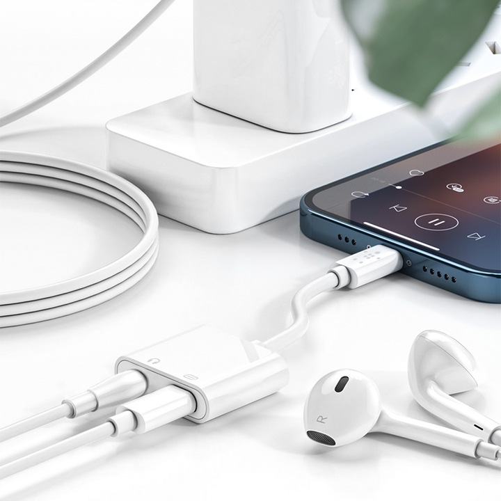 Produktbild Belkin RockStar (Lightning, 3.5mm Klinke)