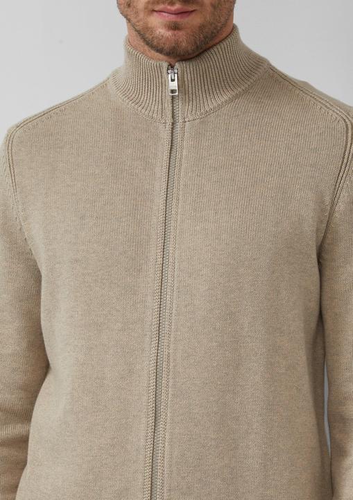 Produktbild s.Oliver Strickjacke Baumwoll-Strickjacke mit Stehkragen und Logo-Patch (M)