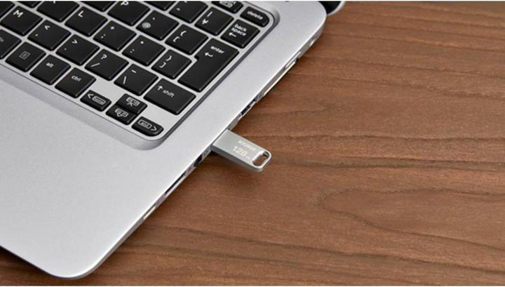 Productafbeelding Kioxia TransMemory U366 128GB Metaal (128 GB, USB-A)