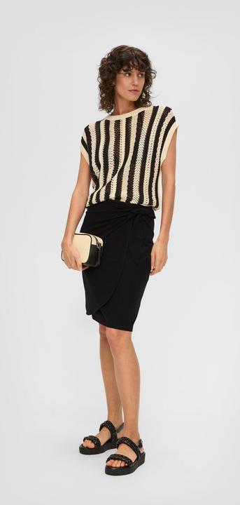 Produktbild S.Oliver Rock Enganliegender Jerseyrock in Wickeloptik mit elastischem Bund (32)