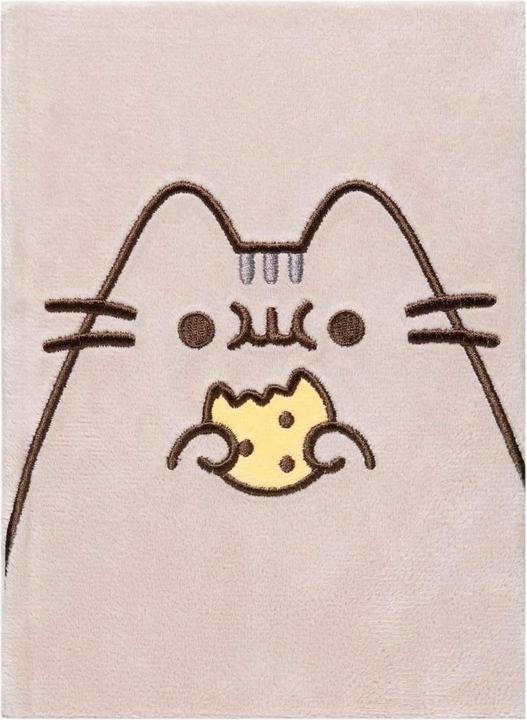 Actual product image Pusheen Plush (A5, Dotted, Hardcover)