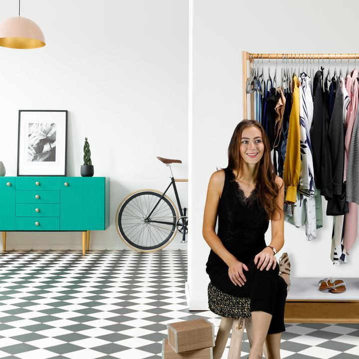 Actual product image Relaxdays Velvet Clothes Hanger Set (30 x)