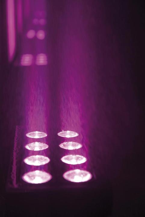 Produktbild Showtec Helix M1000 Q4 Mobile