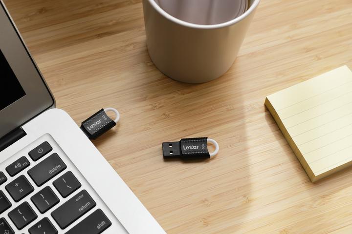 Image du produit Lexar JumpDrive V40 (16 Go, USB-A)