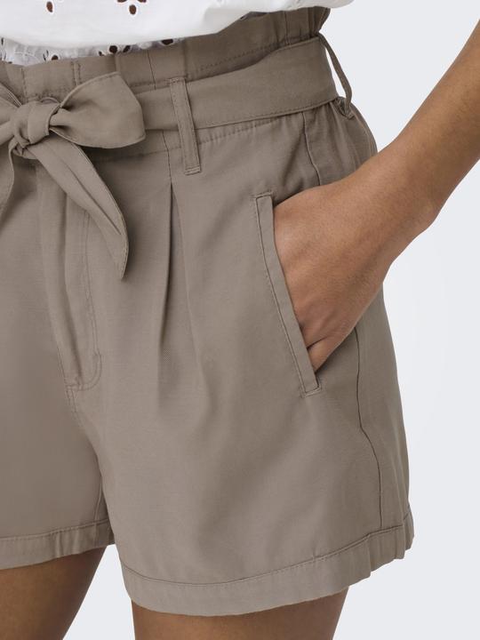 Produktbild Only ONLARIS Hohe Taille Normal geschnitten Shorts Shorts (XS)