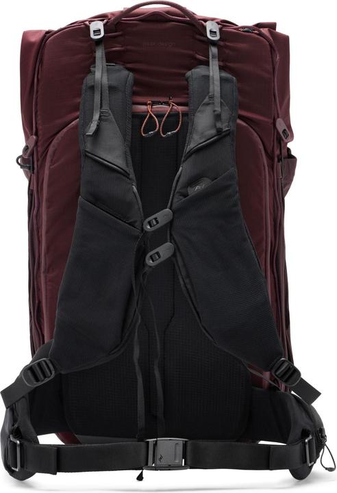 Actual product image Peak Design Outdoor Backpack 45L (Photo backpack, 45 l)