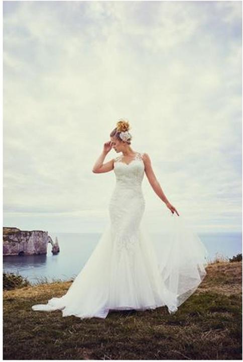 Actual product image Ilford Omnijet Studio Satin White 310g 106.7 cm x 25 m (310 g/m², 106.7 cm x 25 m)