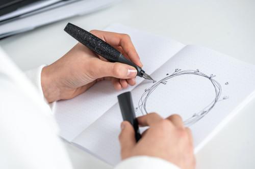 Produktbild Pelikan Füller Patrone M Twist strucure schwarz (Schwarz, 1 x)