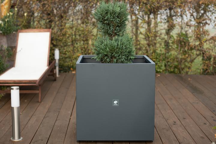 Produktbild Herstera Metal Planter Cube (70 x 70 x 70 cm)