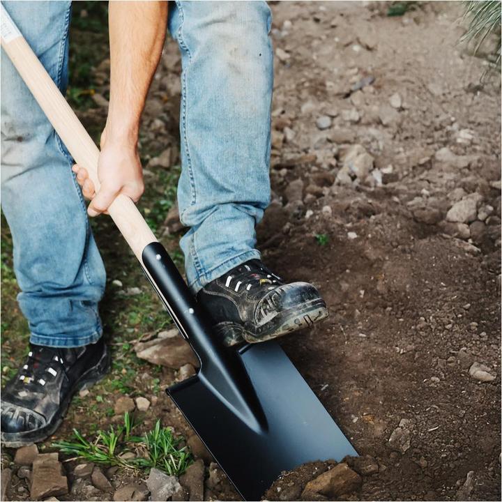 Actual product image Dönges Fire spade DIN 20127, with T-handle