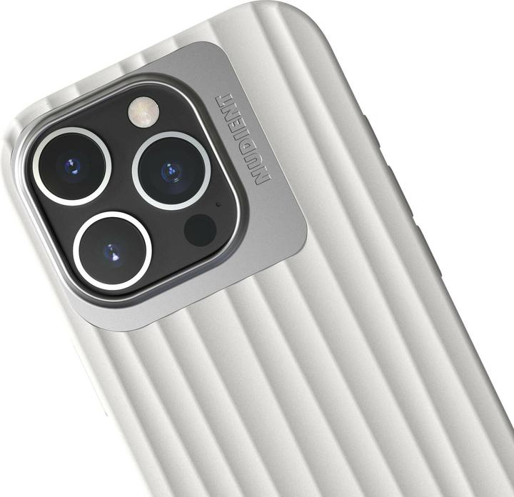 Actual product image Nudient Back Cover Bold MagSafe (Apple iPhone 16 Pro)