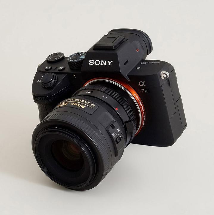 Produktbild Urth Lens Mount Adapter: Compatible with Nikon F (G Type) Lens to Sony E Camera Body