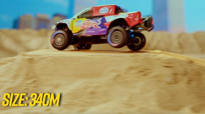 Image du produit Nikko 10561 Pro Truck Toyota Gazoo Dakar, voiture télécommandée RC, design Red Bull, véhicule tout-terrain