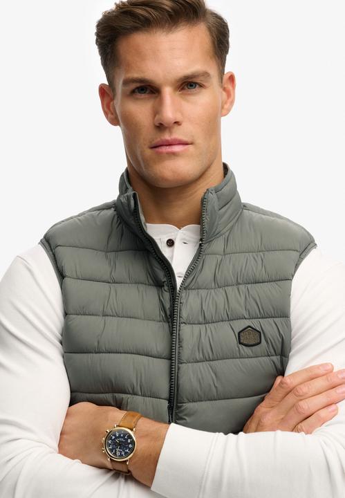 Produktbild Superdry Fuji Lite Wattierte Weste (S)