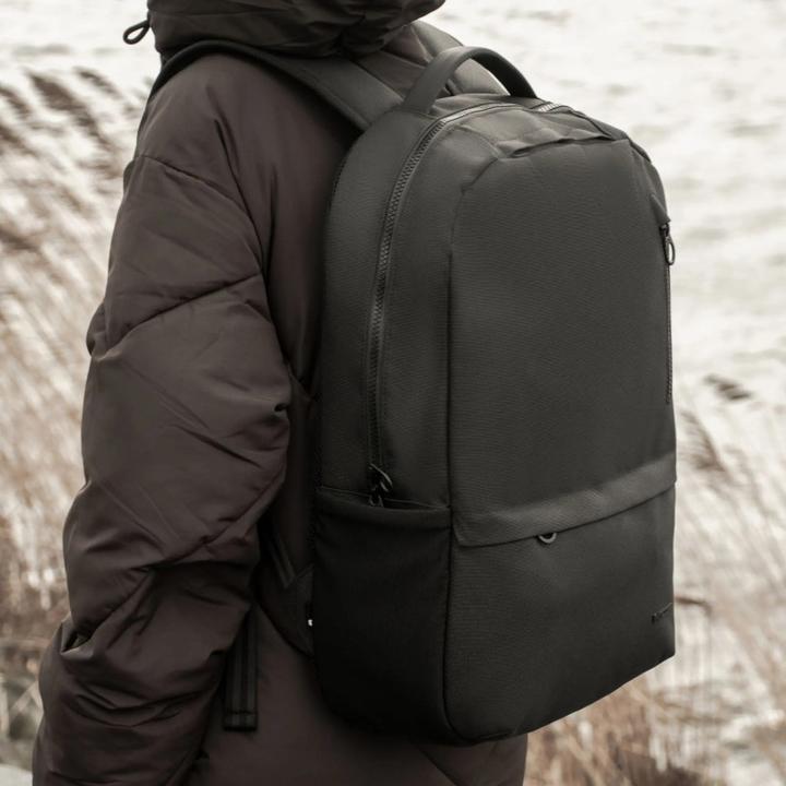 Actual product image Incase Campus backpack for MacBook Pro 16 inch