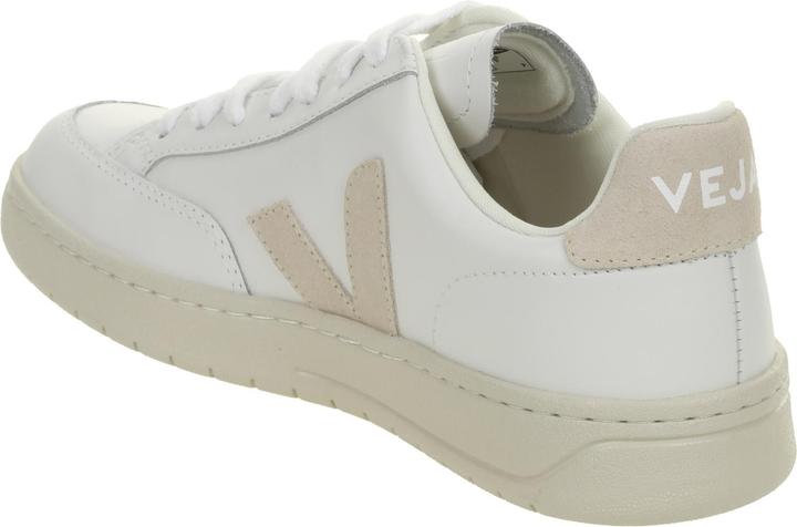 Actual product image Veja V-12 (38)
