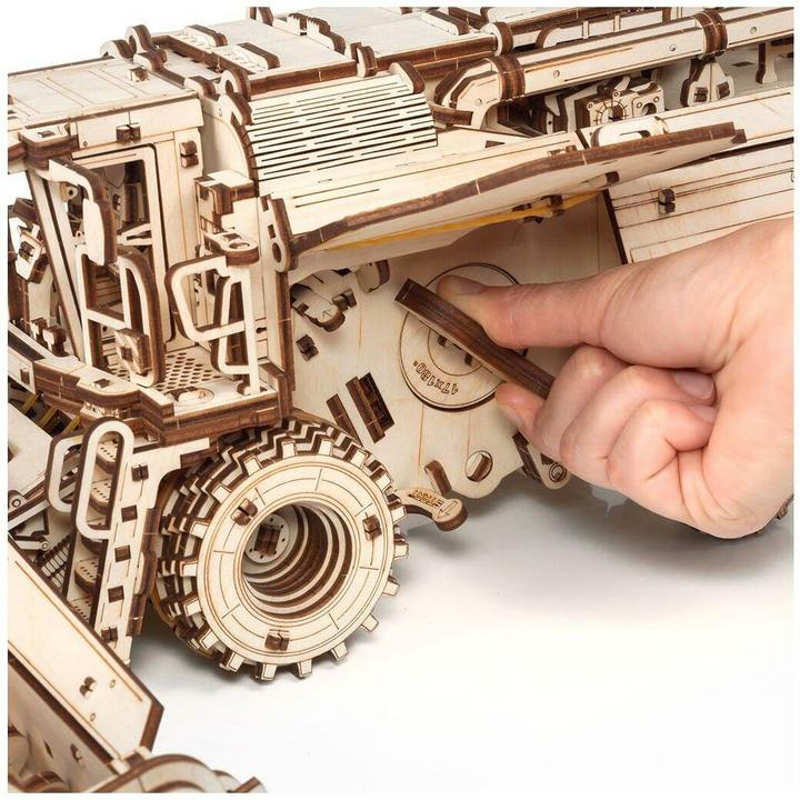 Image du produit Eco Wood Art Moissonneuse-batteuse GH800 - Kit de construction en bois 3D