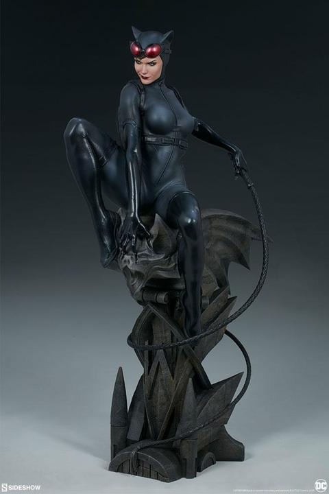 Produktbild Sideshow DC Comics “Catwoman” Premium Format Figur