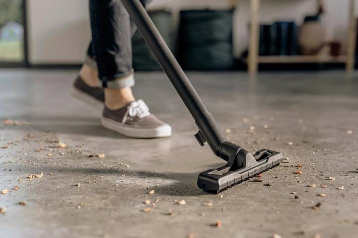 Actual product image Kärcher WD 2 Plus V-12/4/18 (Wet dry vacuum cleaner)