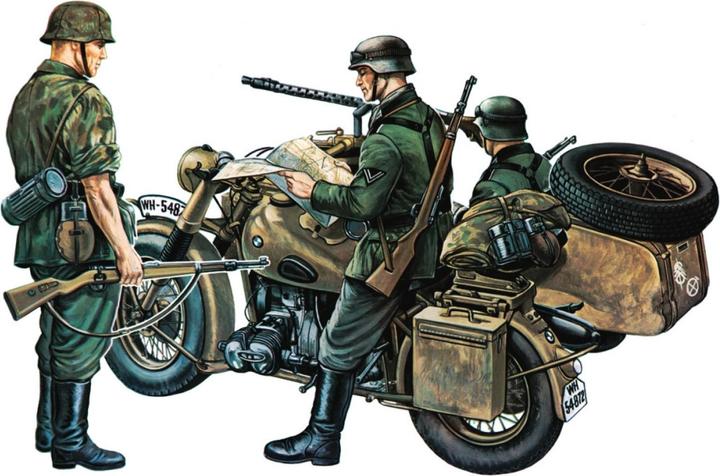 Actual product image Italeri BMW R75 with Side-Car