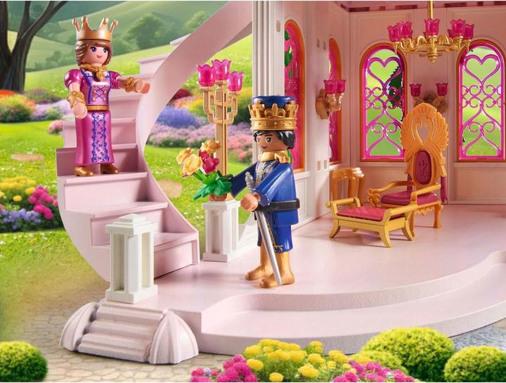 Actual product image Playmobil Princess castle with royal couple