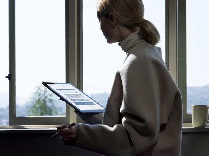 Produktbild Microsoft Surface Pro 7 (12.30", 256 GB, Mattschwarz)