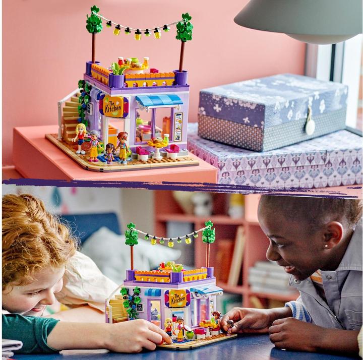 Actual product image LEGO Heartlake City Community Kitchen (41747, LEGO Friends)