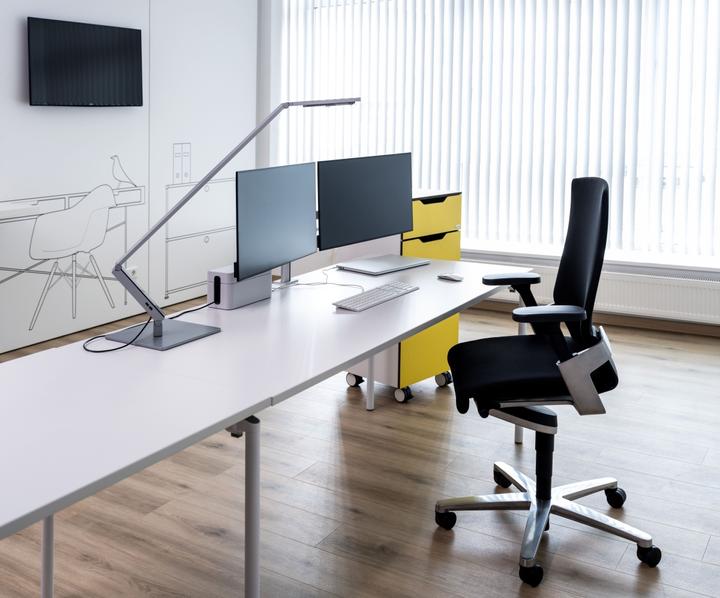 Image du produit Durable Support de moniteur avec pince de table (Tables, 27")